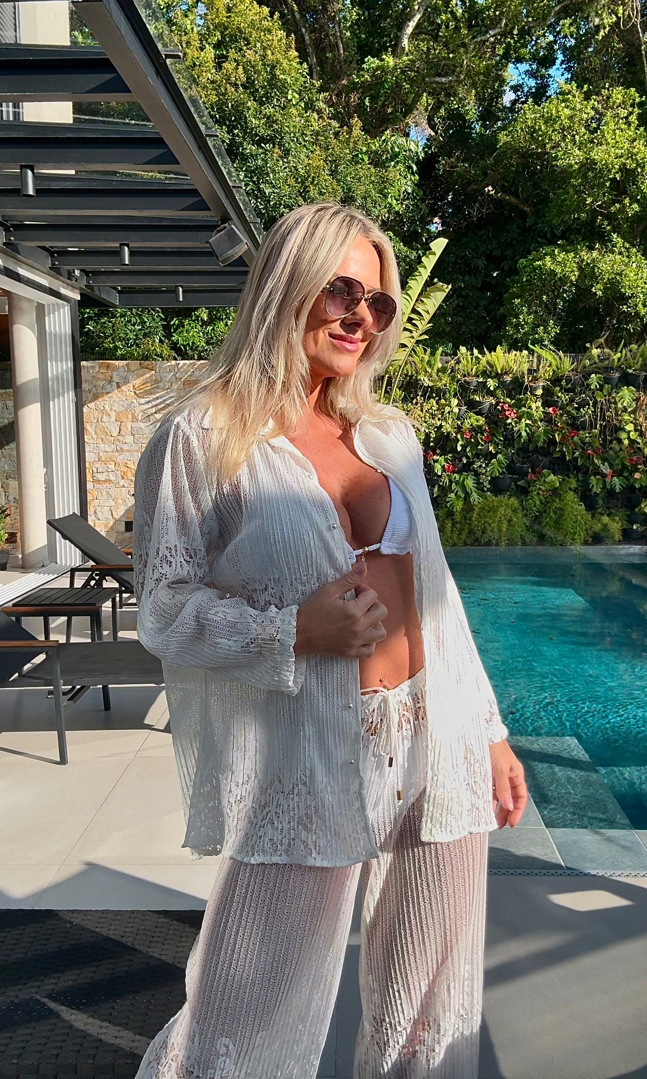 Conjunto de calça e camisa de renda Split