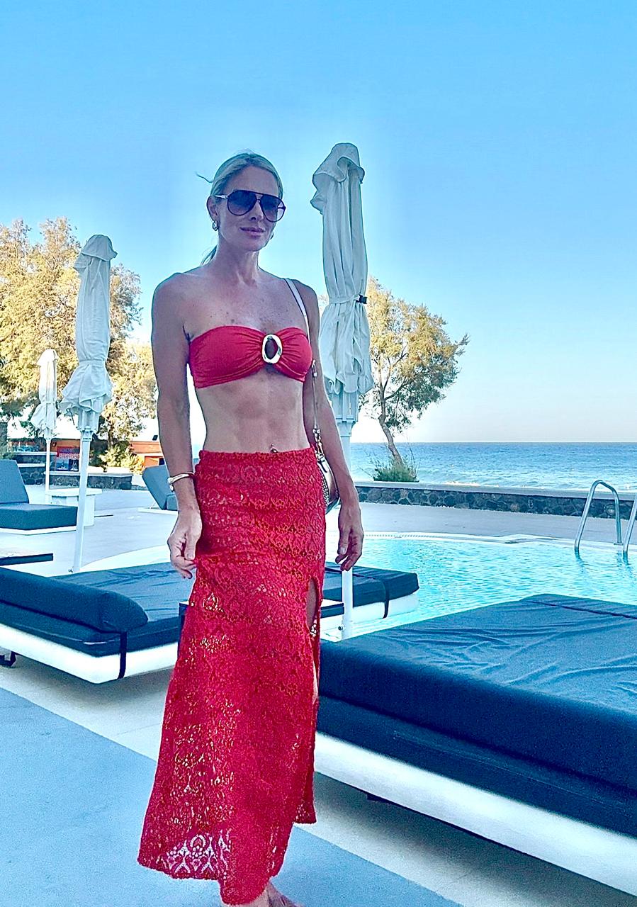 Saia de guipir Perissa - vermelha